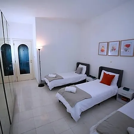 אכסניה Cozyneat Hub *
