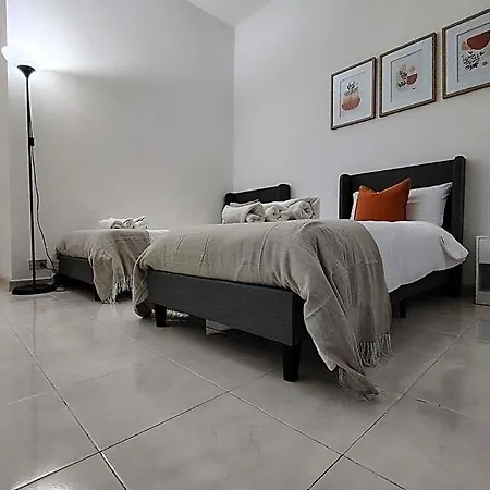 אכסניה Cozyneat Hub טורינו