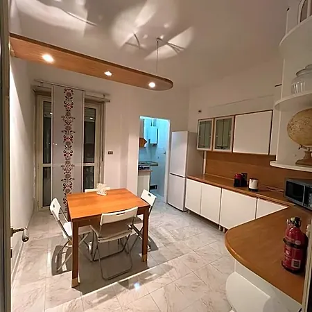אכסניה Cozyneat Hub *