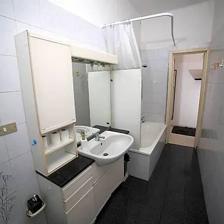 Cozyneat Hub אכסניה