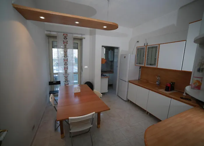 Hostel Cozyneat Hub *