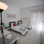 אכסניה Cozyneat Hub *