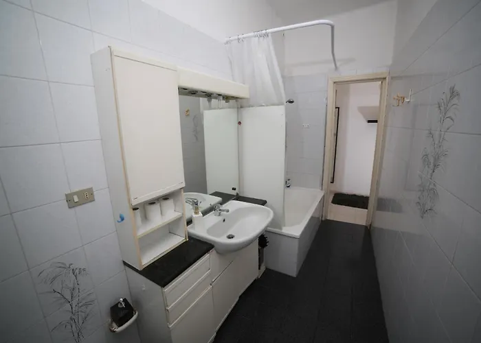 Cozyneat Hub Hostel