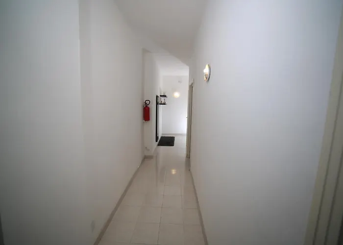 Hostel Cozyneat Hub *
